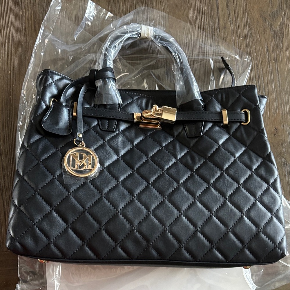 Badgley Mishka Black Quilted Handbag